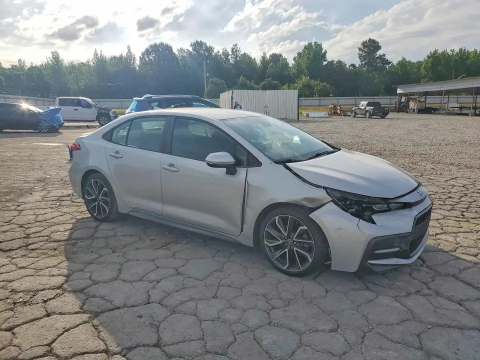 2020 TOYOTA COROLLA SE  