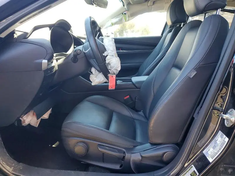2024 MAZDA 3 SELECT SPORT  