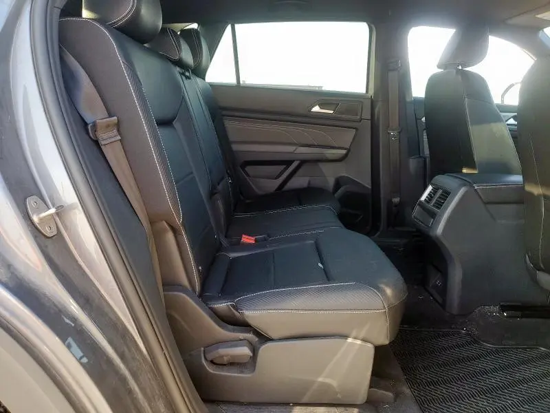 2022 VOLKSWAGEN ATLAS CROSS SPORT SE  