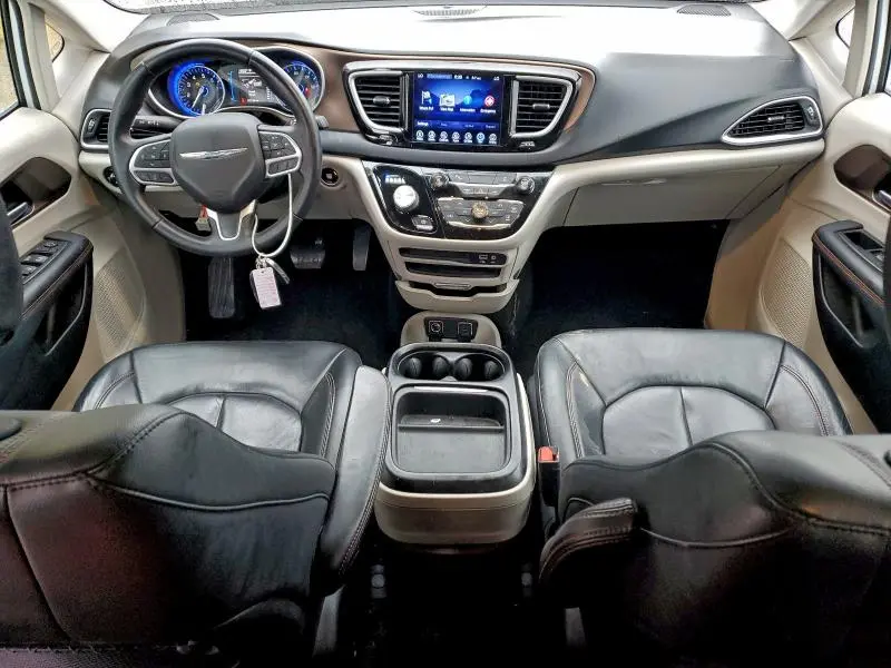 2017 CHRYSLER PACIFICA TOURING L  