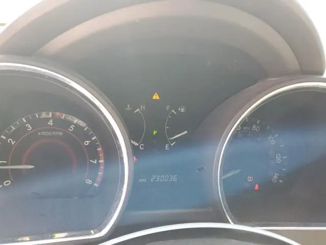 2010 TOYOTA HIGHLANDER SE  