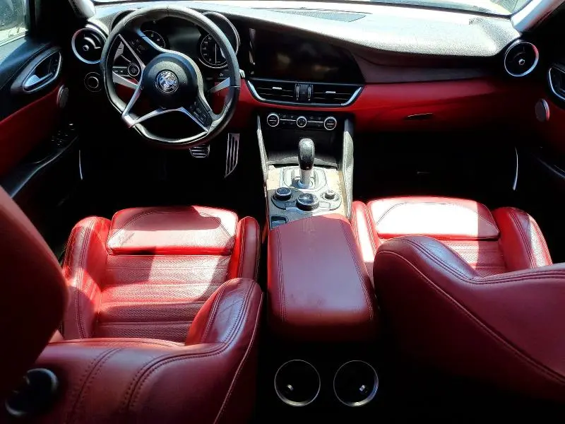 2017 ALFA ROMEO GIULIA TI  