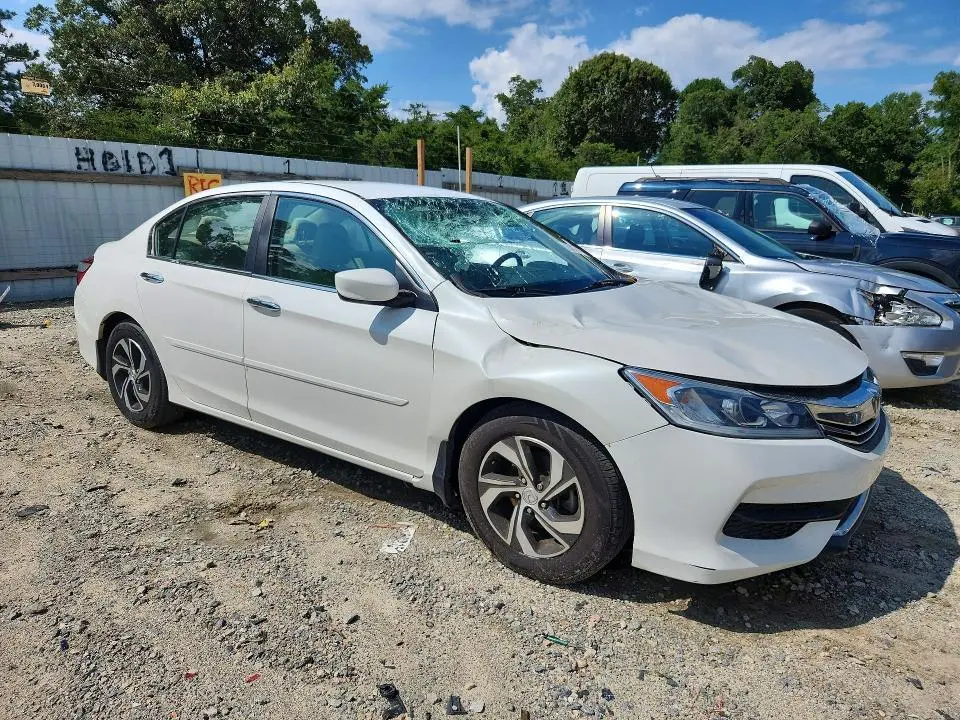 2017 HONDA ACCORD LX  