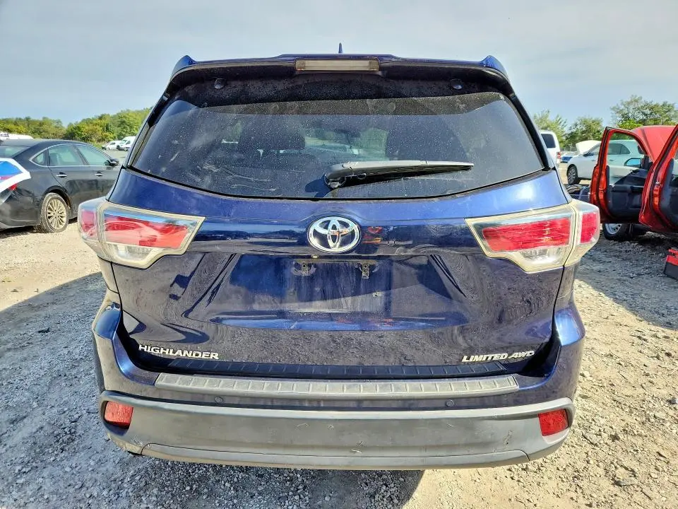 2015 TOYOTA HIGHLANDER LIMITED PLATINUM  