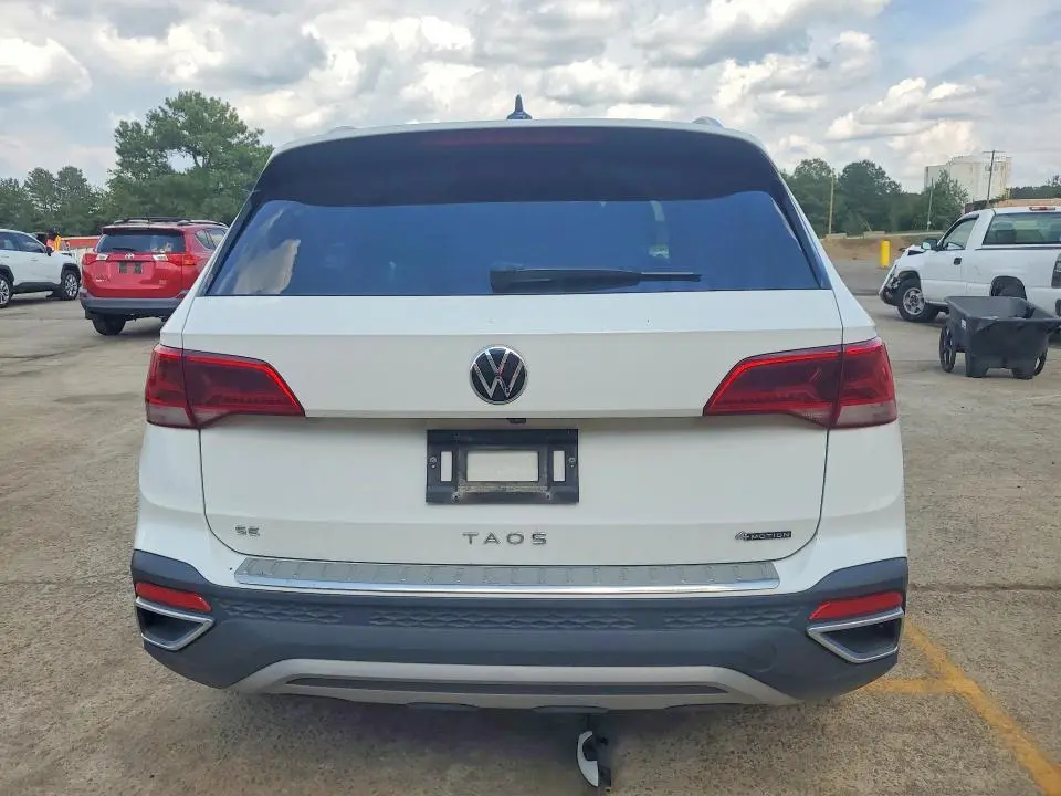 2022 VOLKSWAGEN TAOS SE  