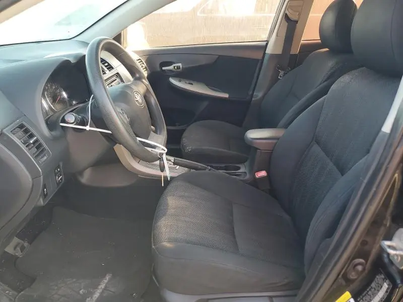 2011 TOYOTA COROLLA BASE  