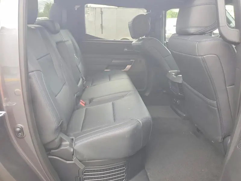 2026 TOYOTA TUNDRA PLATINUM HV  
