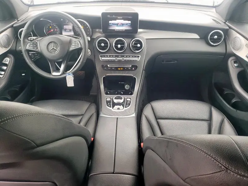 2019 MERCEDES-BENZ GLC 300