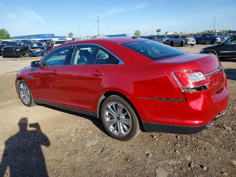 2010 FORD TAURUS LIMITED  