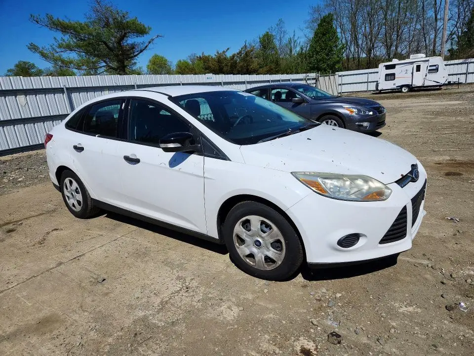 2013 FORD FOCUS S  