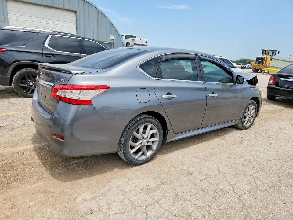 2015 NISSAN SENTRA SR  