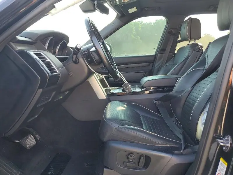 2017 LAND ROVER DISCOVERY HSE LUXURY  