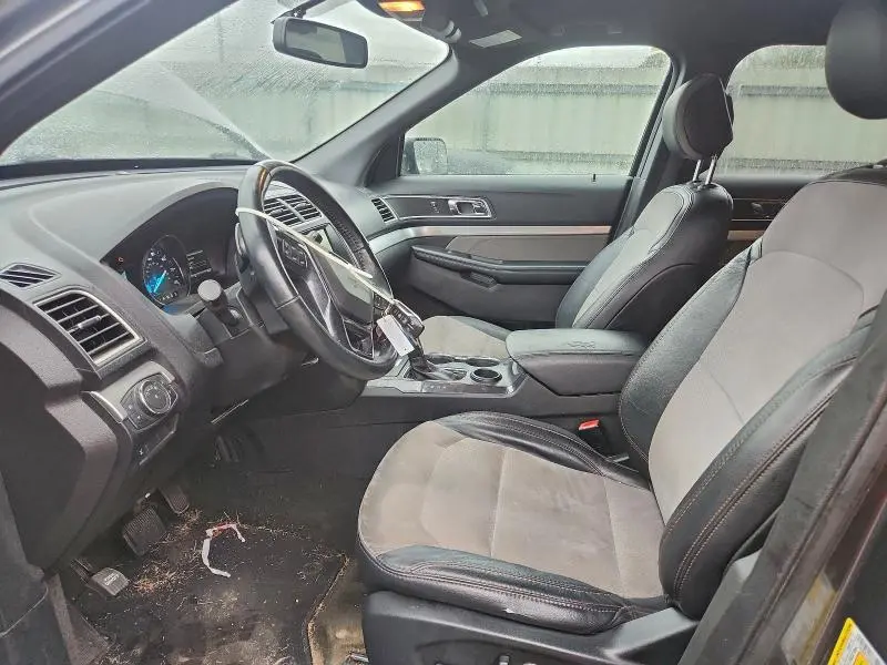 2017 FORD EXPLORER XLT  