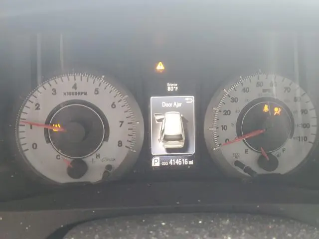 2018 TOYOTA SIENNA SE  