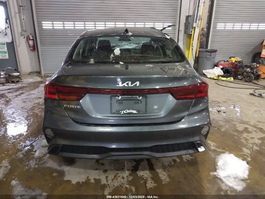 2022 KIA FORTE LXS