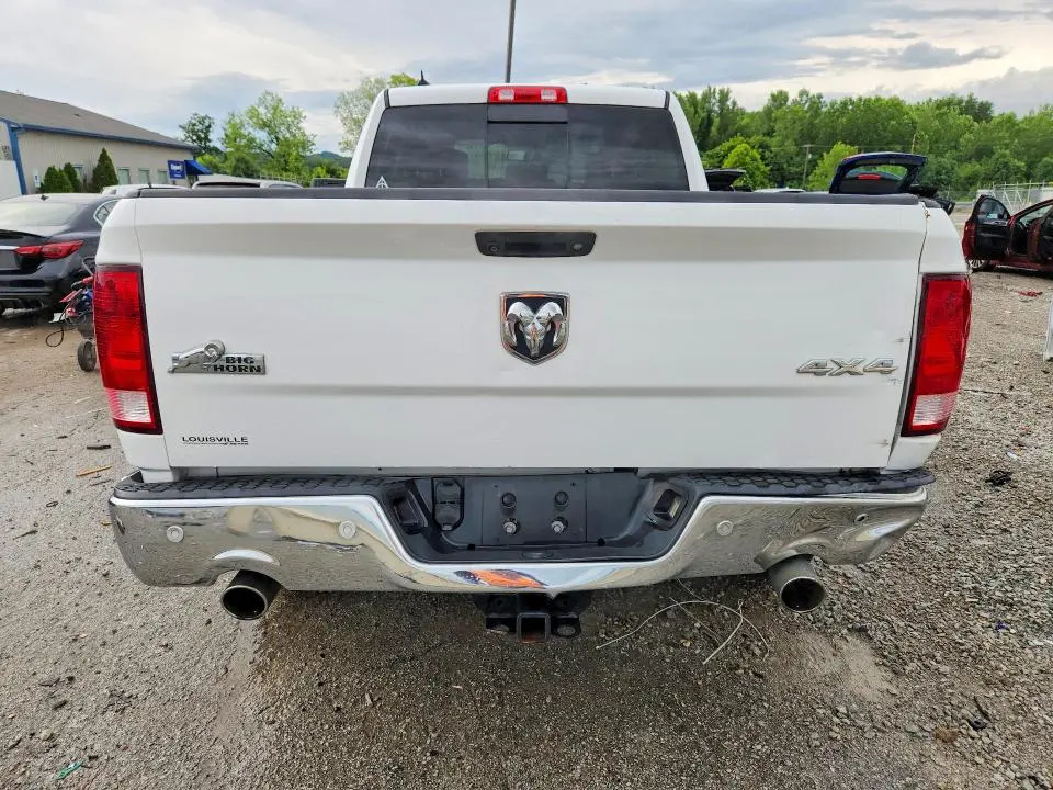 2017 RAM 1500 SLT  