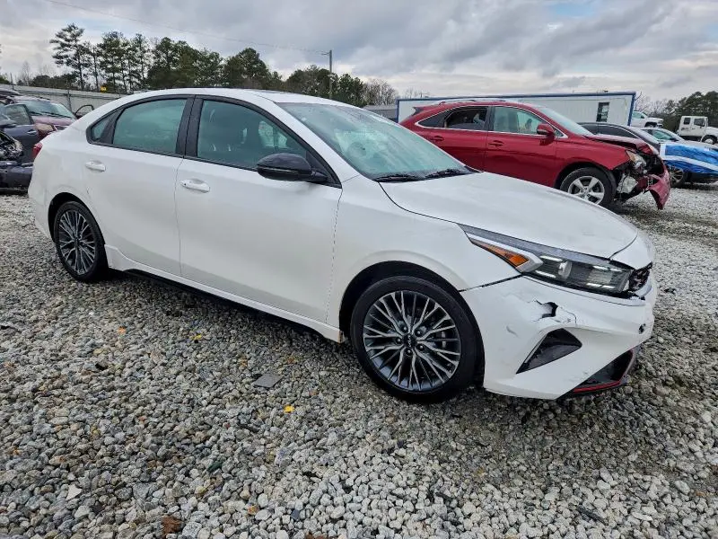 2022 KIA FORTE GT LINE  
