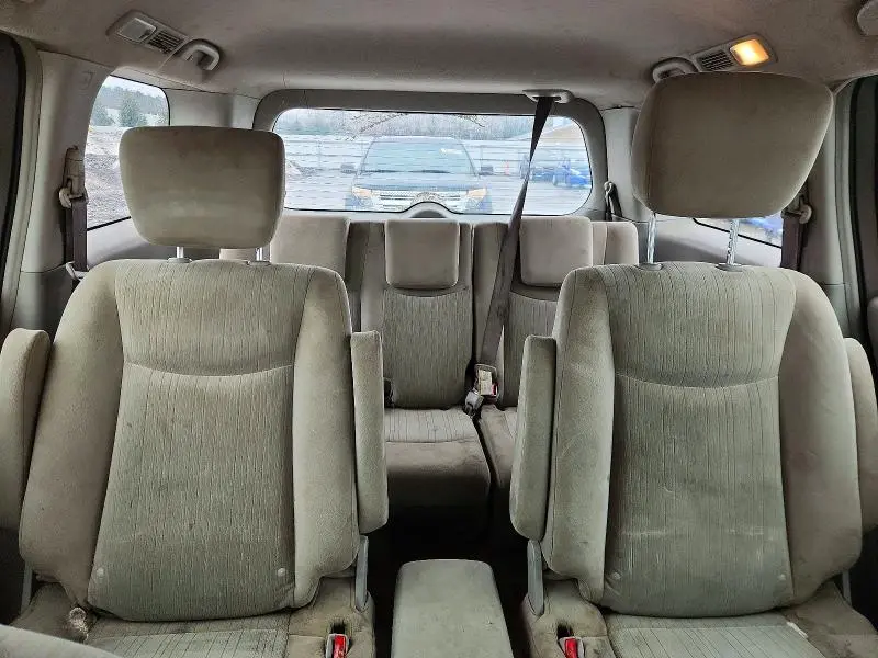 2017 NISSAN QUEST SV  