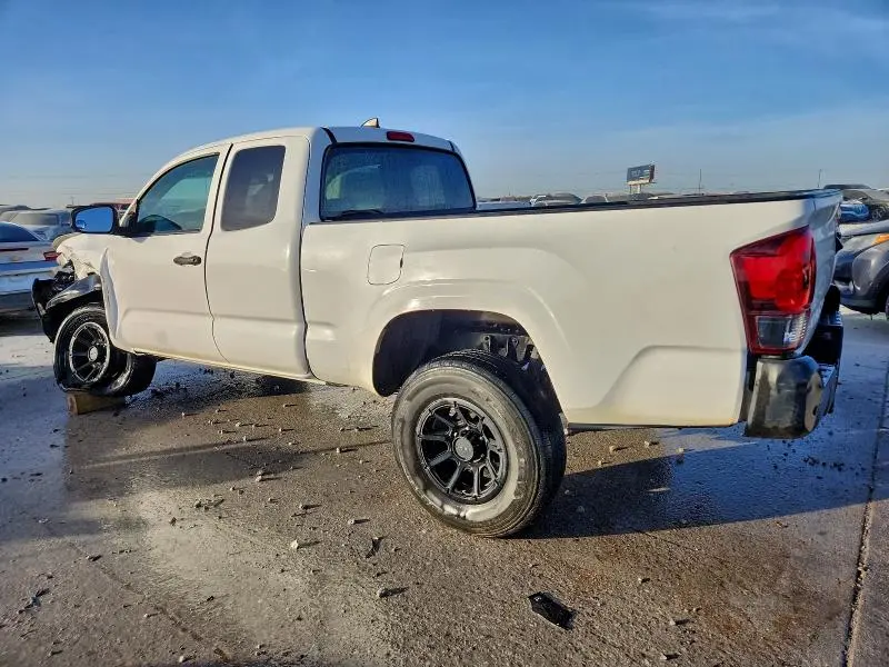 2019 TOYOTA TACOMA SR  