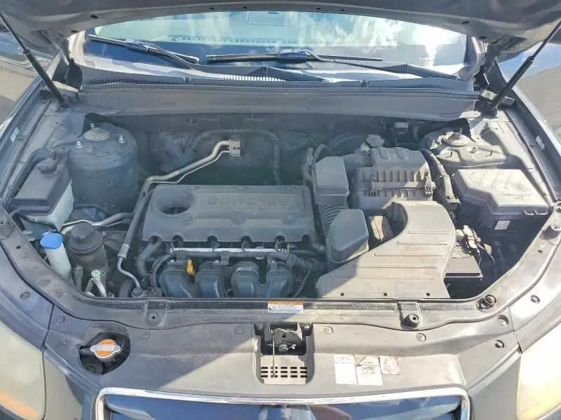 2011 HYUNDAI SANTA FE GLS  