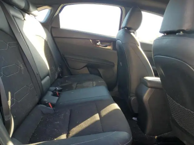 2024 KIA FORTE GT LINE  