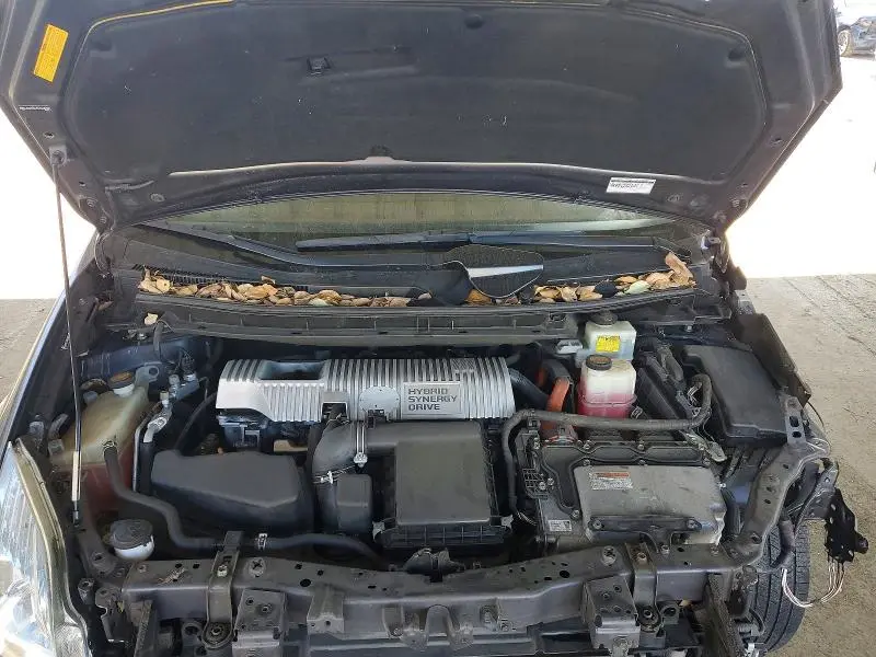 2012 TOYOTA PRIUS TWO  