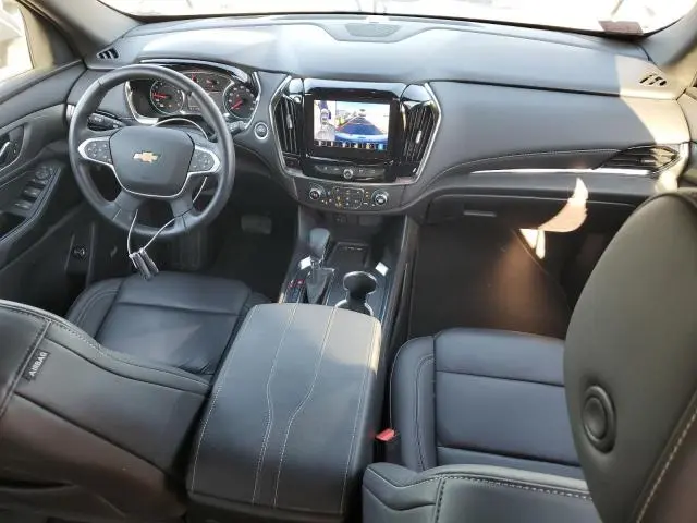 2023 CHEVROLET TRAVERSE LT  