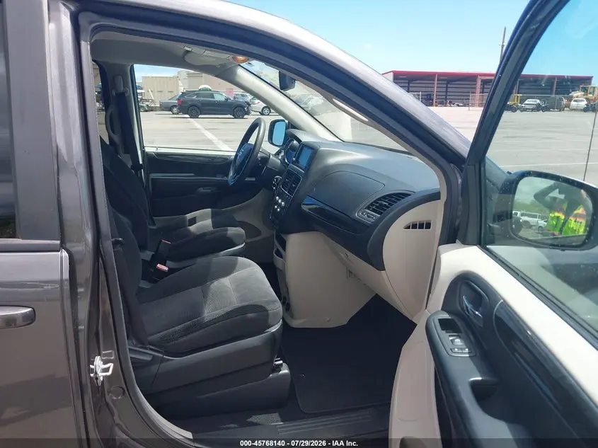 2018 DODGE GRAND CARAVAN SE