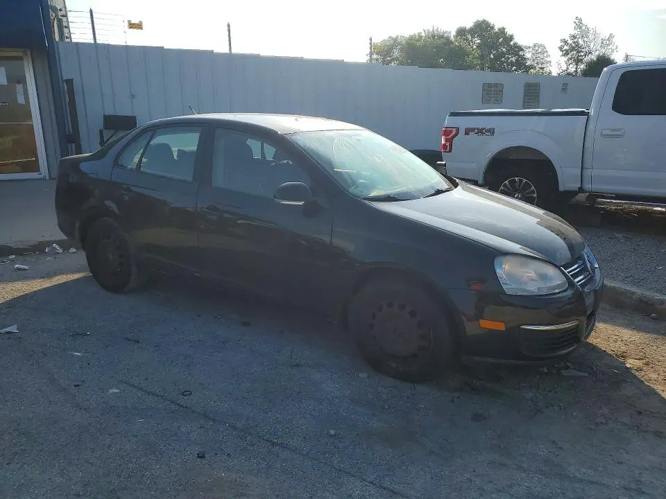 2010 VOLKSWAGEN JETTA S  