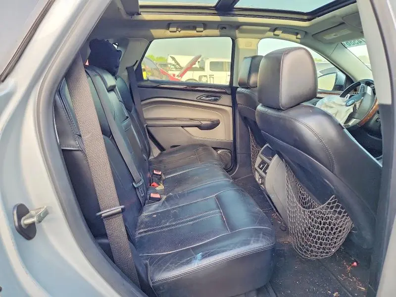 2011 CADILLAC SRX   