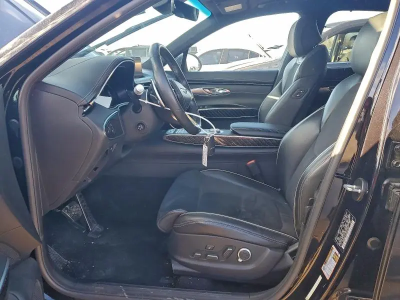 2022 GENESIS GV70 BASE  