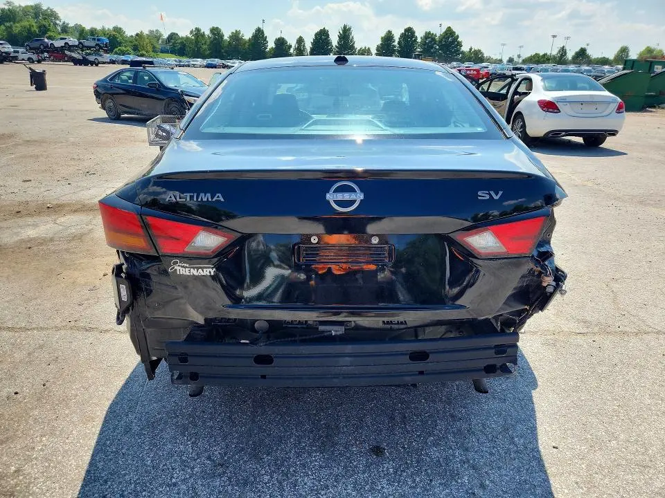 2024 NISSAN ALTIMA SV  