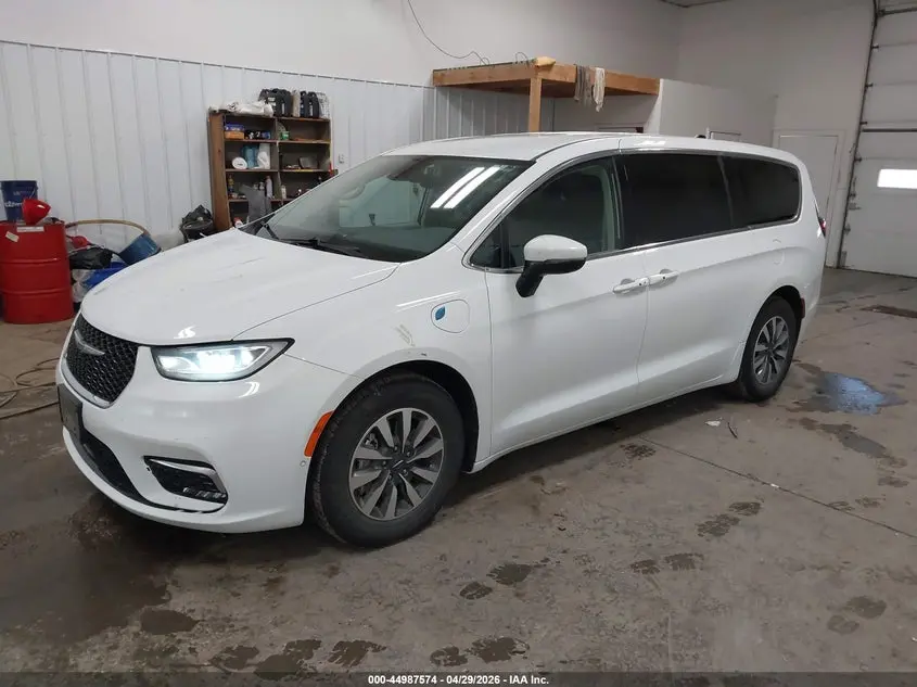 2023 CHRYSLER PACIFICA HYBRID TOURING L