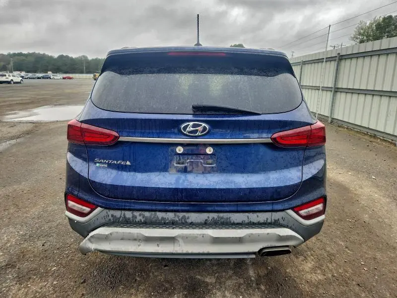 2019 HYUNDAI SANTA FE SE  