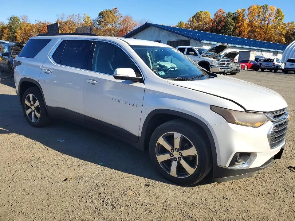 2019 CHEVROLET TRAVERSE LT  