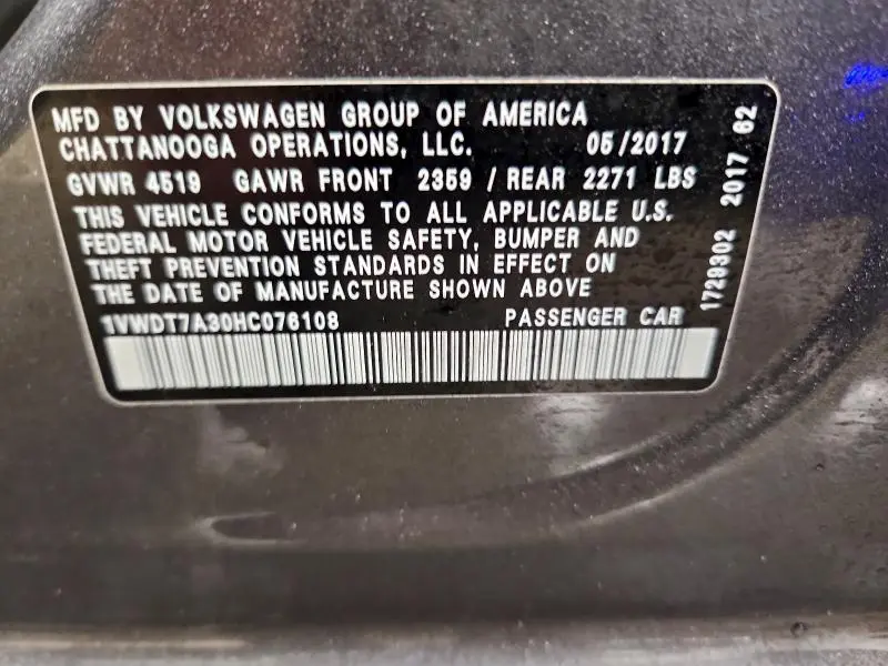 2017 VOLKSWAGEN PASSAT R-LINE  