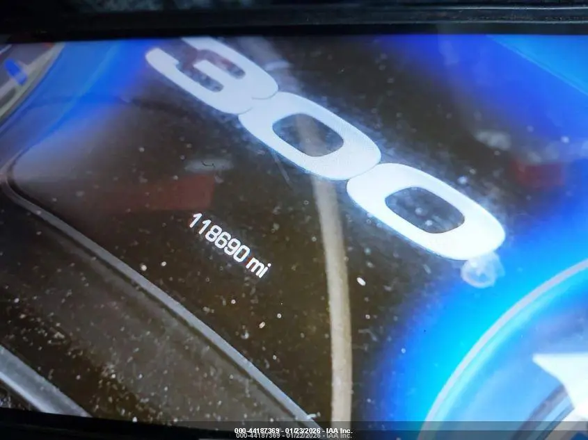 2019 CHRYSLER 300 LIMITED