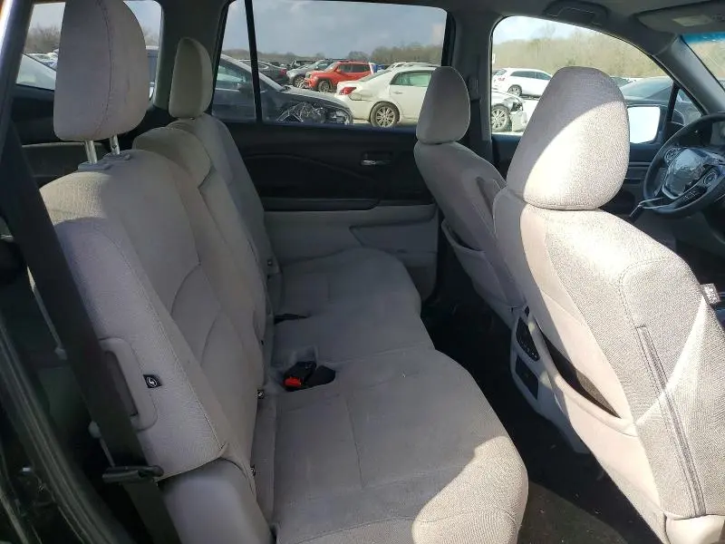 2016 HONDA PILOT EX  