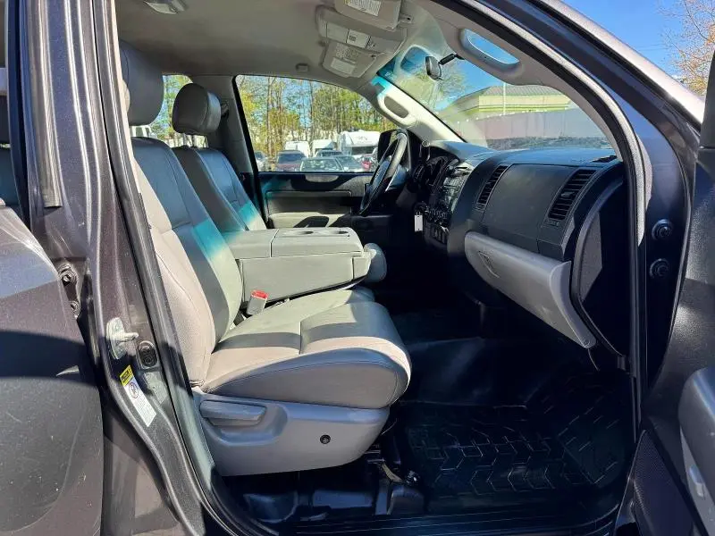 2013 TOYOTA TUNDRA DOUBLE CAB SR5  