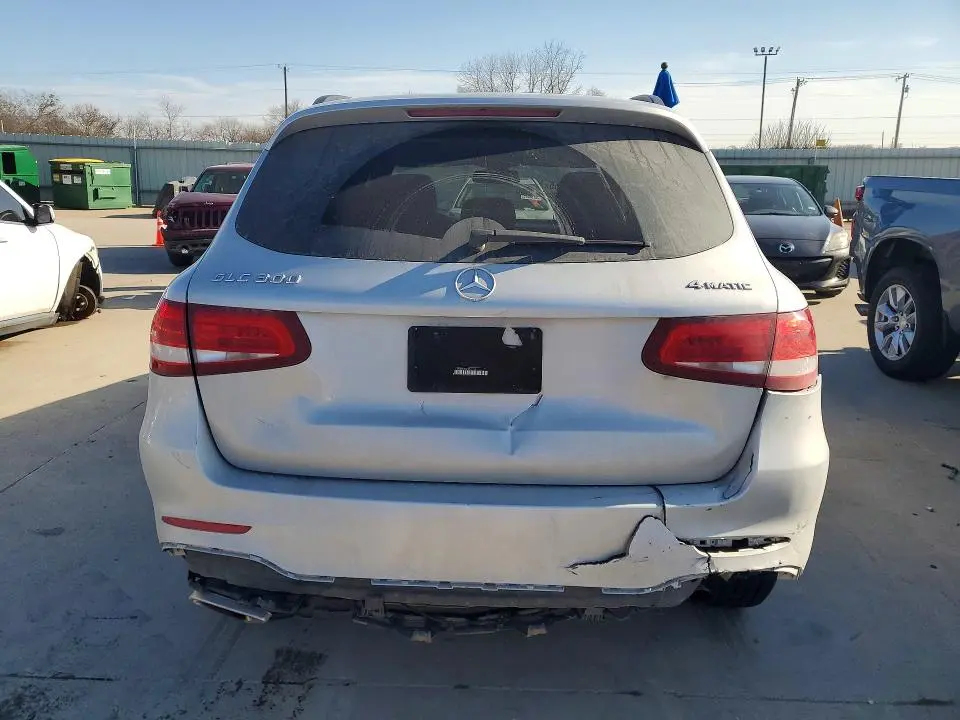 2016 MERCEDES-BENZ GLC 300 4MATIC  