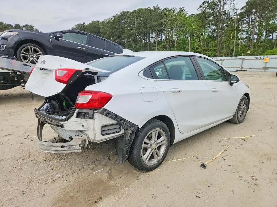 2018 CHEVROLET CRUZ   