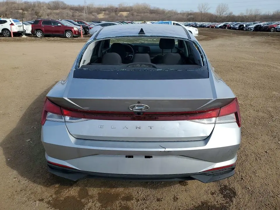 2021 HYUNDAI ELANTRA SEL  