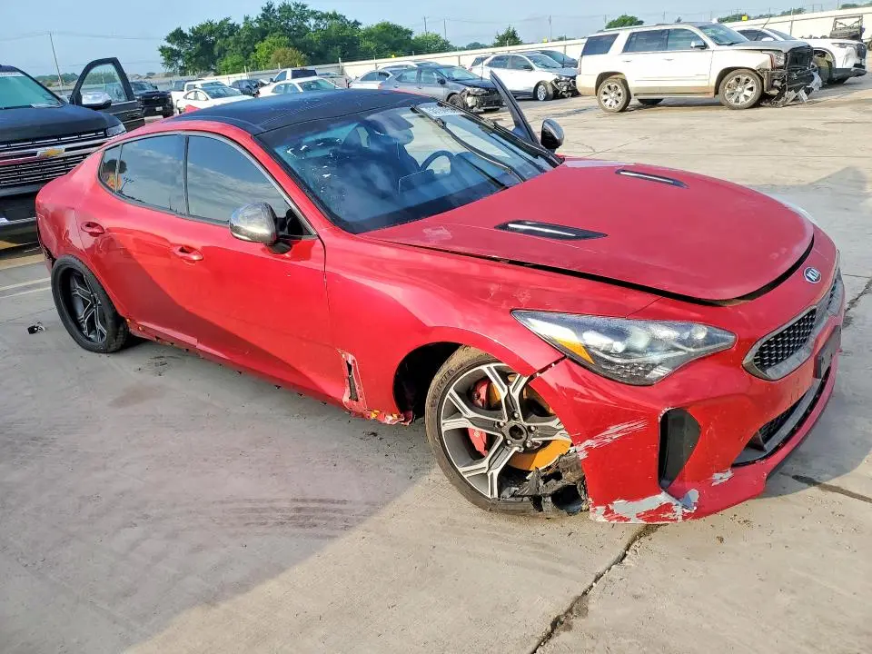 2018 KIA STINGER GT2  