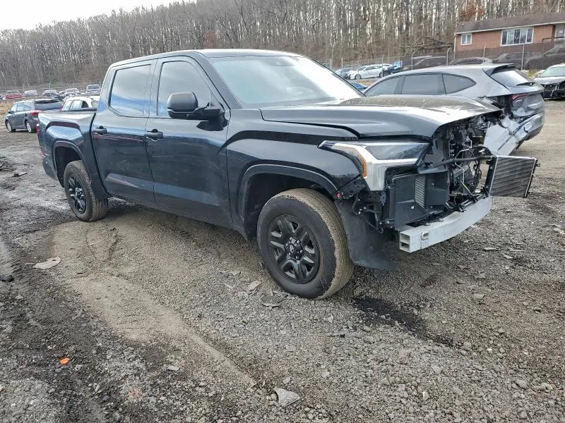 2022 TOYOTA TUNDRA CREWMAX SR  