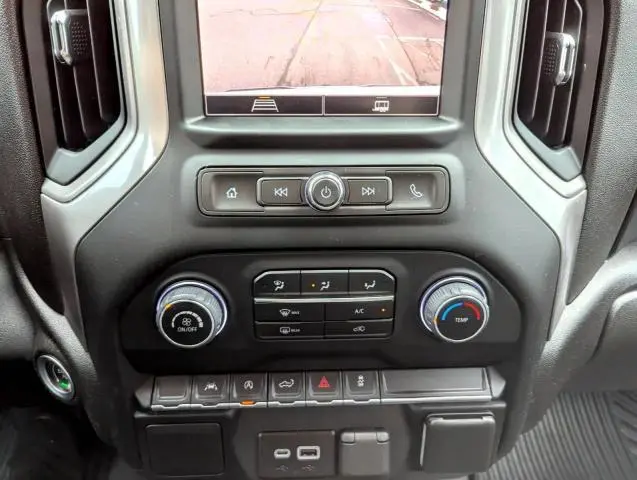 2022 CHEVROLET SILVERADO K1500 CUSTOM  