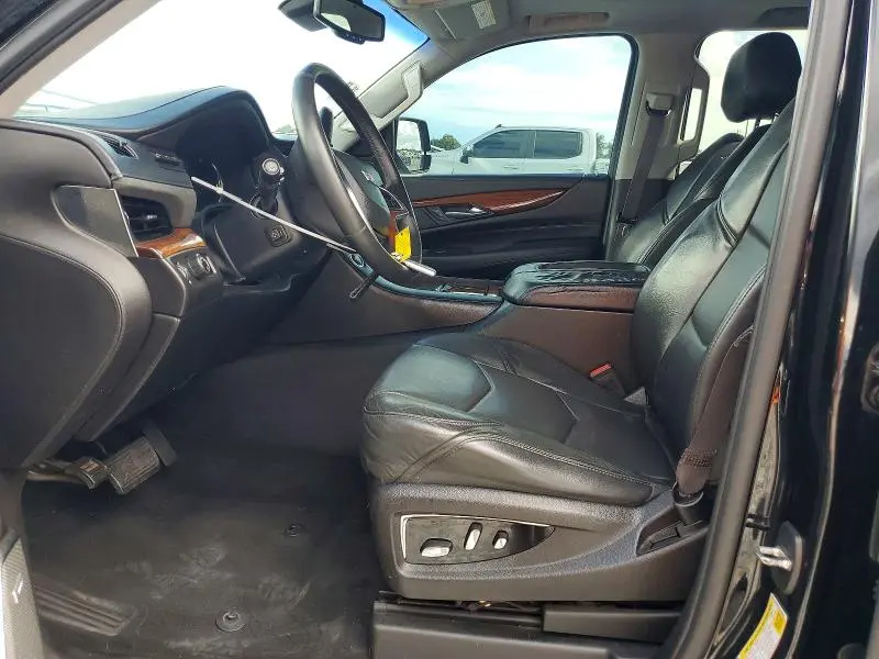 2016 CADILLAC ESCALADE LUXURY  