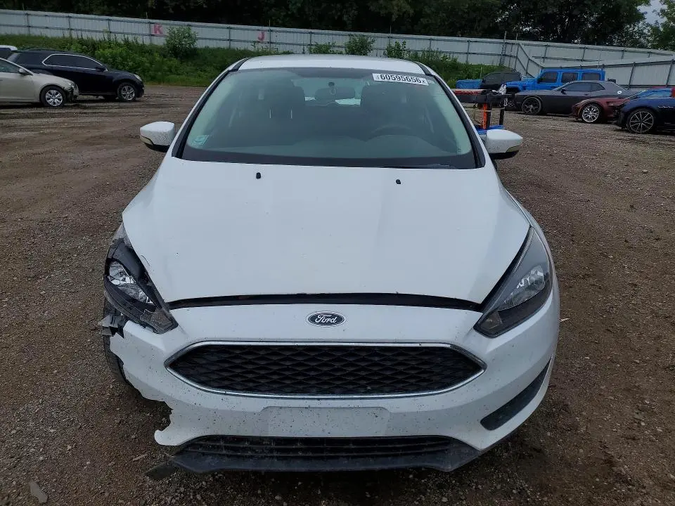 2017 FORD FOCUS SE  