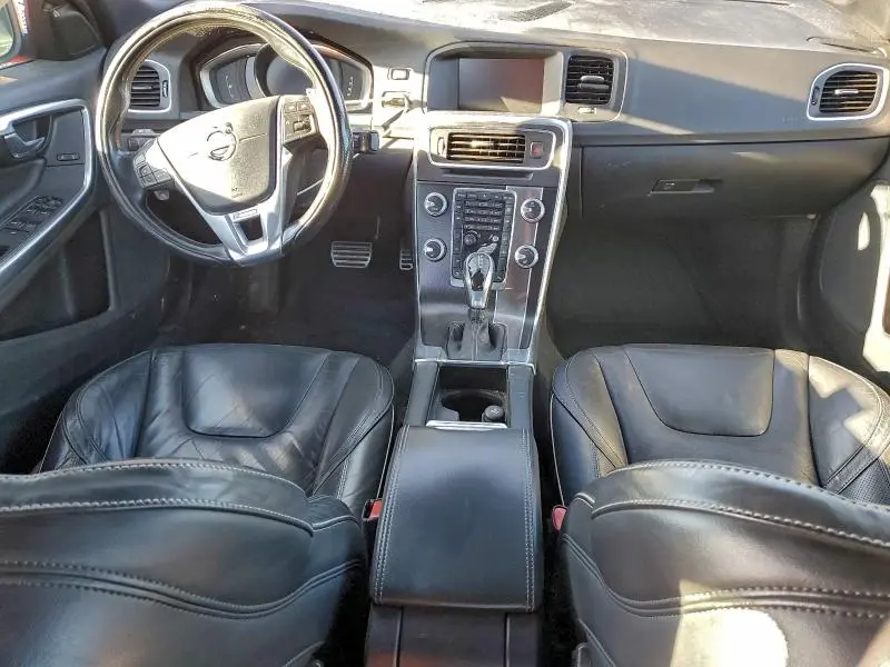 2015 VOLVO S60 PLATINUM  