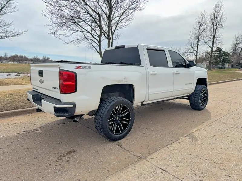 2017 CHEVROLET SILVERADO K1500 LT  