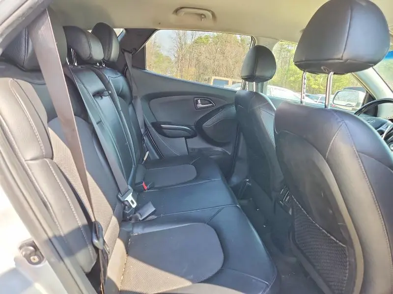 2014 HYUNDAI TUCSON SE  